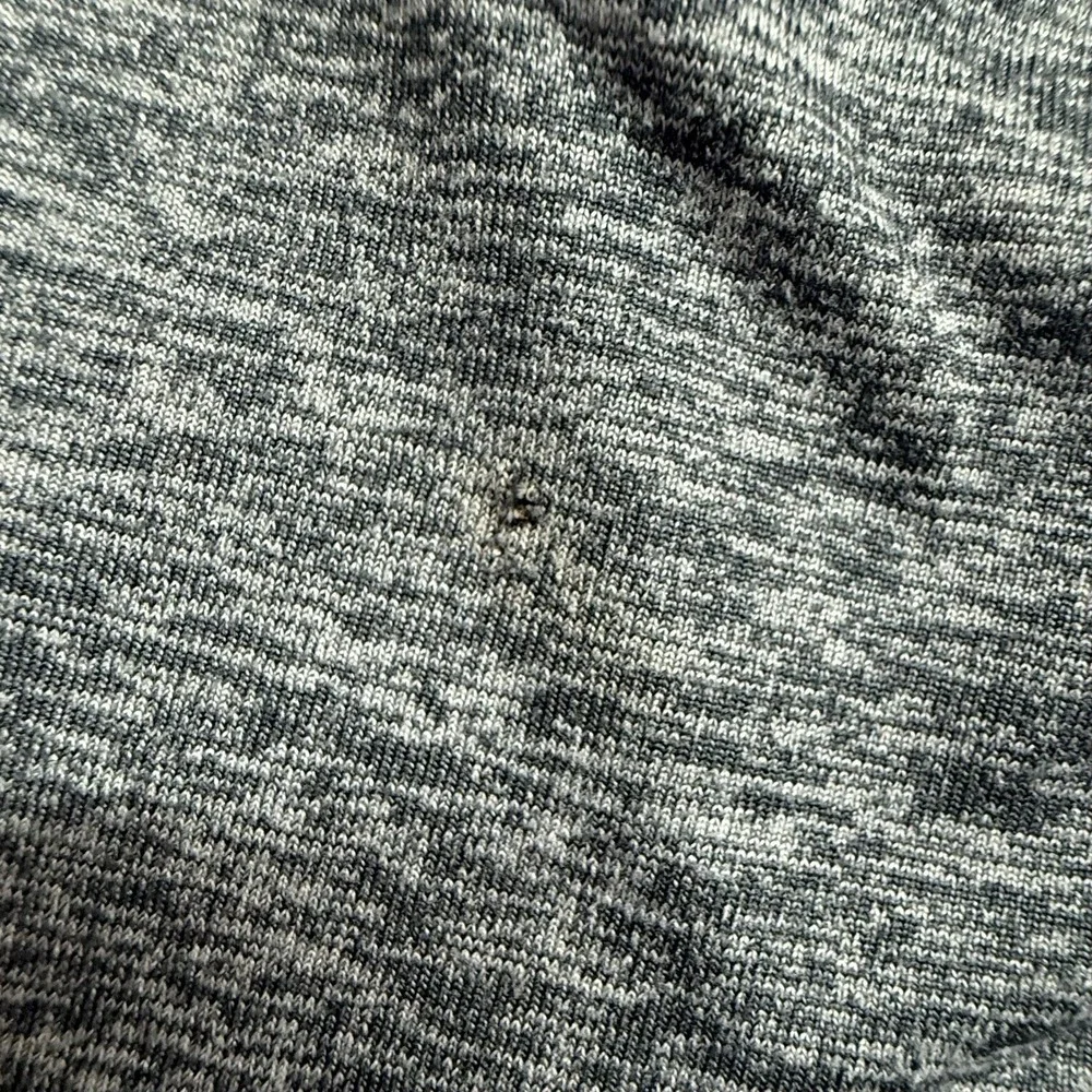 Nike XL Men's Long Sleeve Gray/Black Performance Training Top - Picture 11 of 13